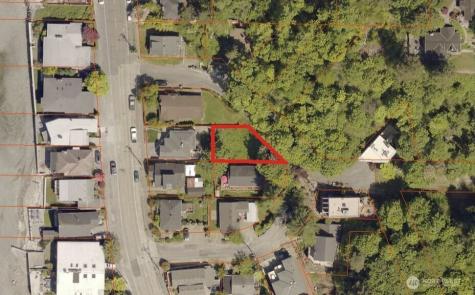 52 SW Canada Drive Seattle WA 98136
