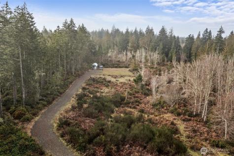 2561 E Harstine Island Road N Shelton WA 98584