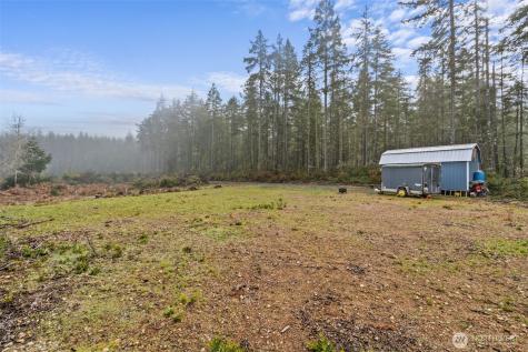 2561 E Harstine Island Road N Shelton WA 98584