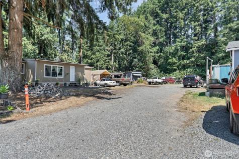 823 128th Street SE Everett WA 98208