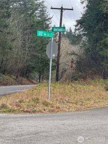 31101 SE Retreat-kanaskat Road Ravensdale WA 98051