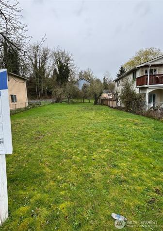 9025 46th Avenue S Seattle WA 98118