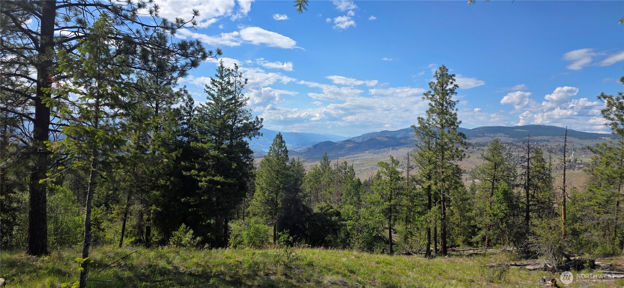 385 Corral Oroville WA 98844