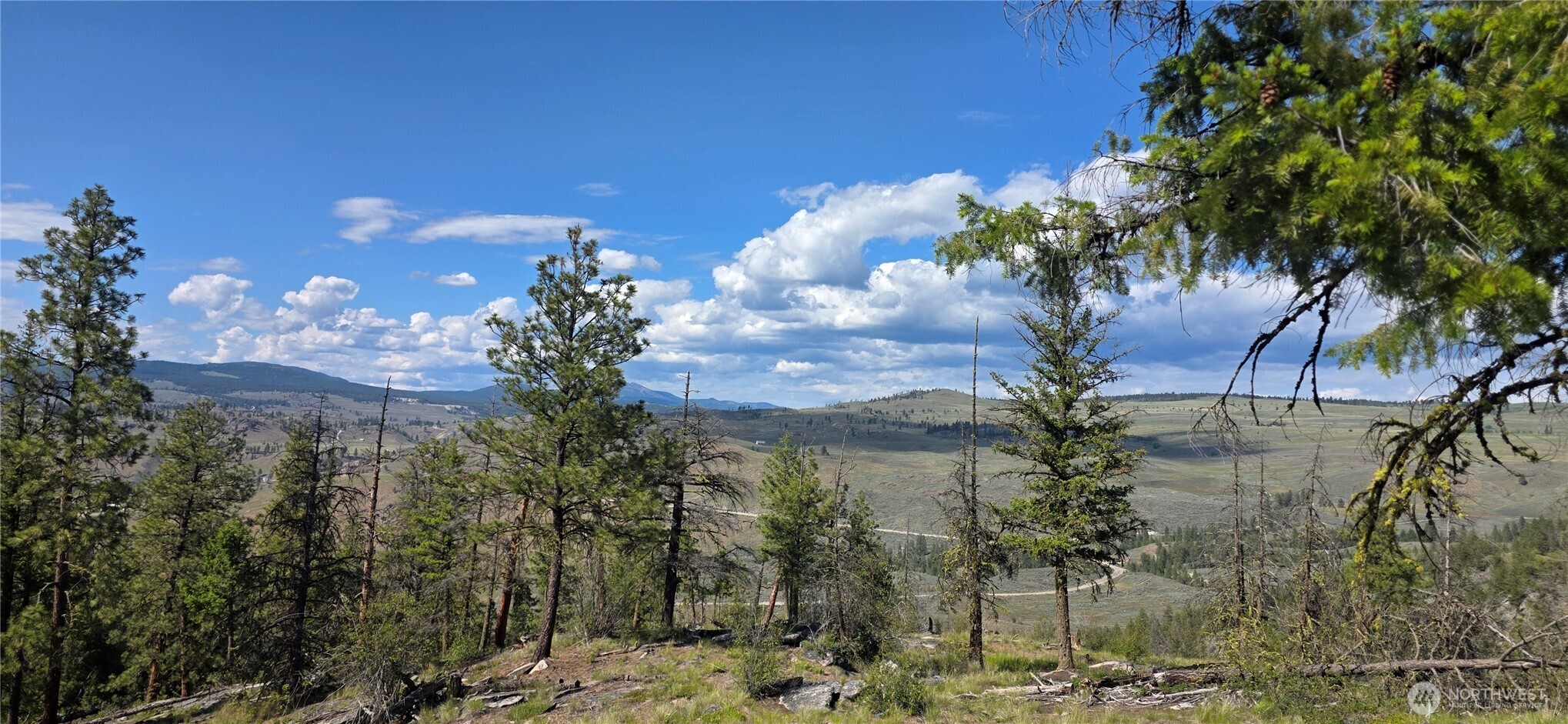 385 Corral Oroville WA 98844