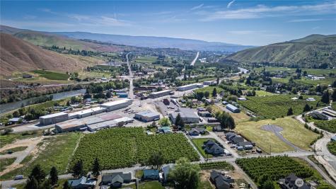 3925 Strutzel Road Monitor WA 98836
