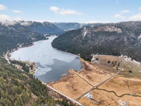 3016 Deep Lake North Shore Way Colville WA 99114