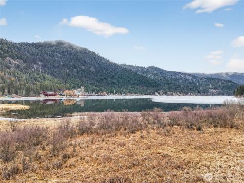 3016 Deep Lake North Shore Way Colville WA 99114