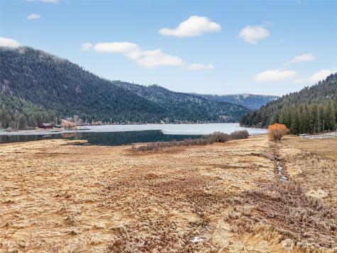 3016 Deep Lake North Shore Way Colville WA 99114