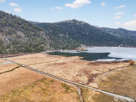 3016 Deep Lake North Shore Way Colville WA 99114