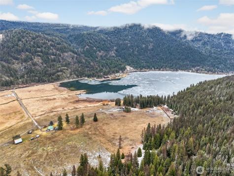 3016 Deep Lake North Shore Way Colville WA 99114
