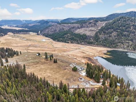 3016 Deep Lake North Shore Way Colville WA 99114
