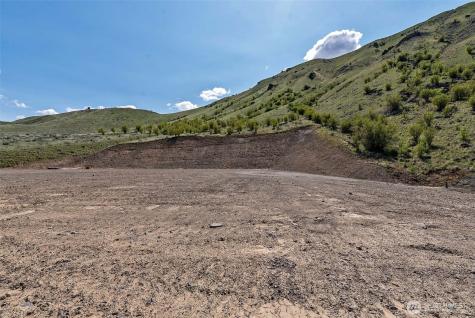 1501 Malaga Alcoa Highway Malaga WA 98828