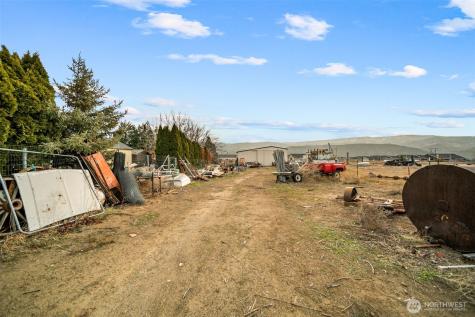 608 N Nester Court East Wenatchee WA 98802
