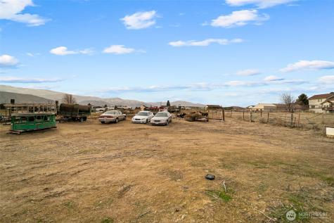 608 N Nester Court East Wenatchee WA 98802