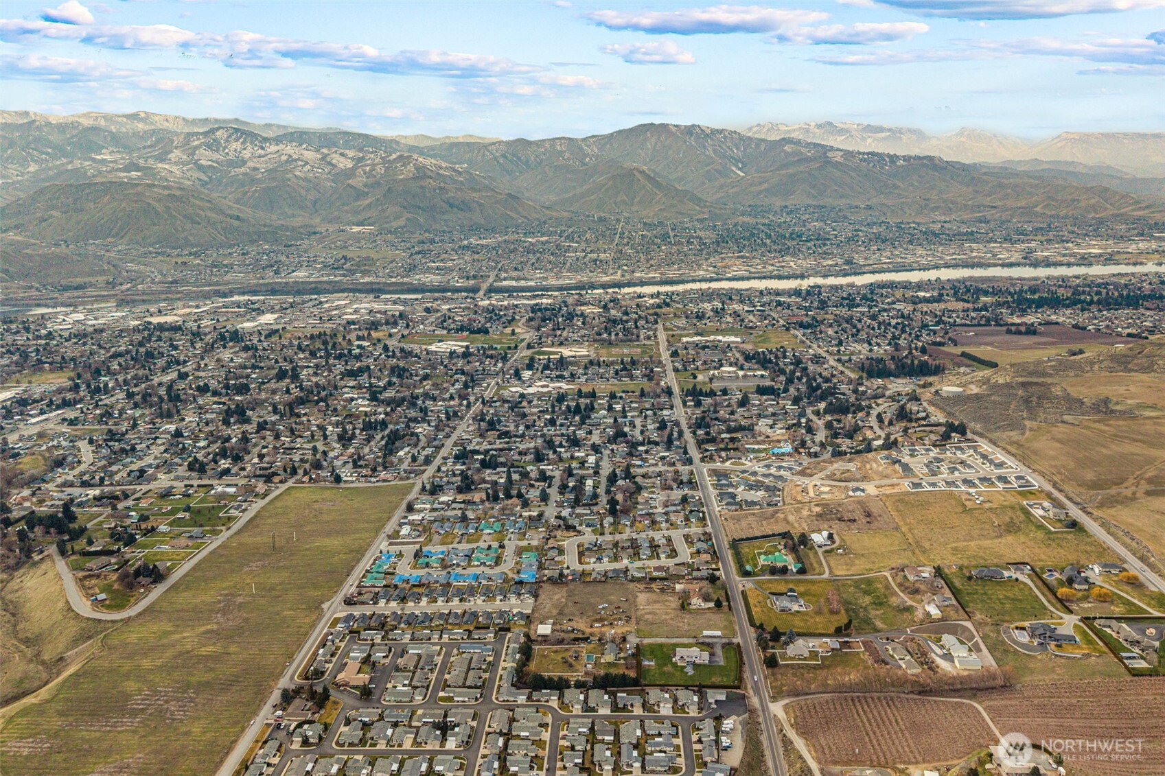 608 N Nester Court East Wenatchee WA 98802