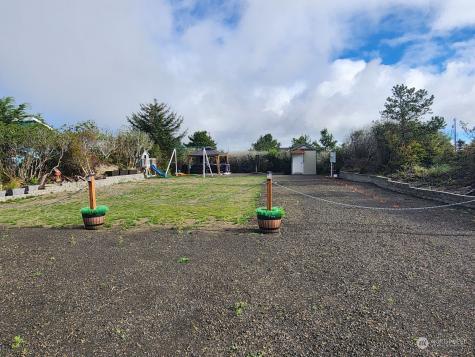 1354 Storm King Ocean Shores WA 98569