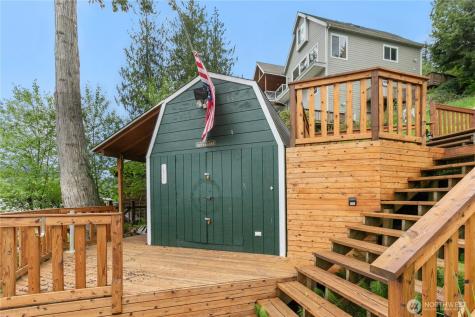 18545 W Big Lake Boulevard Mount Vernon WA 98274