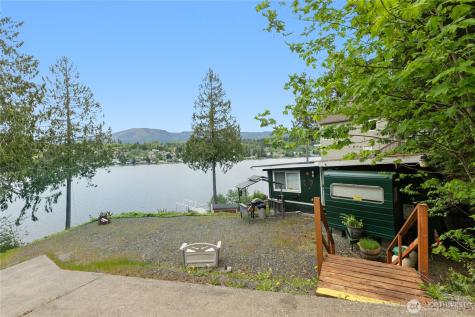 18545 W Big Lake Boulevard Mount Vernon WA 98274
