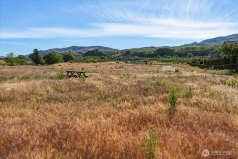33 S Shore Drive Orondo WA 98843