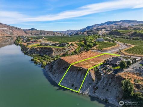 33 S Shore Drive Orondo WA 98843