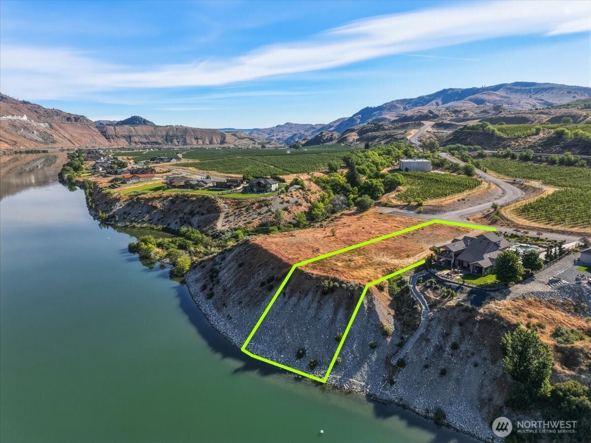 33 S Shore Drive Orondo WA 98843