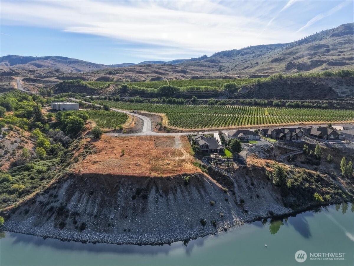 33 S Shore Drive Orondo WA 98843