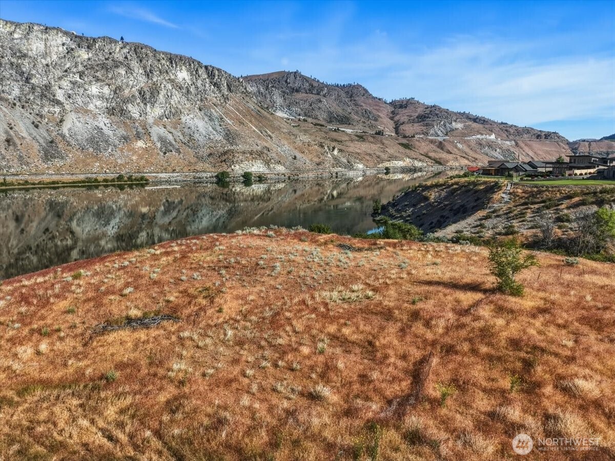 33 S Shore Drive Orondo WA 98843
