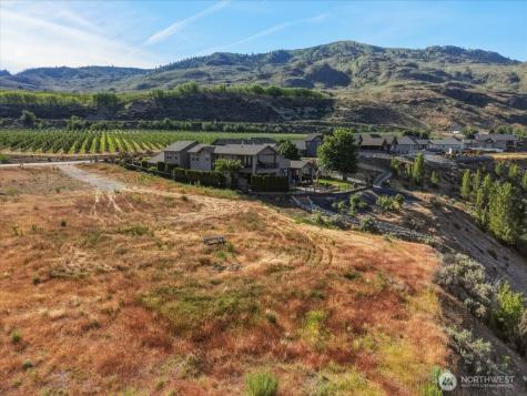33 S Shore Drive Orondo WA 98843