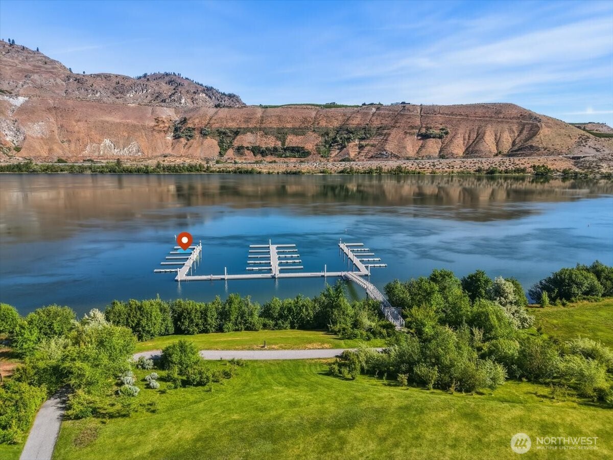 33 S Shore Drive Orondo WA 98843