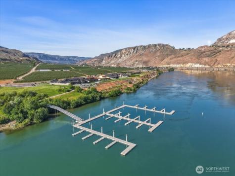 33 S Shore Drive Orondo WA 98843