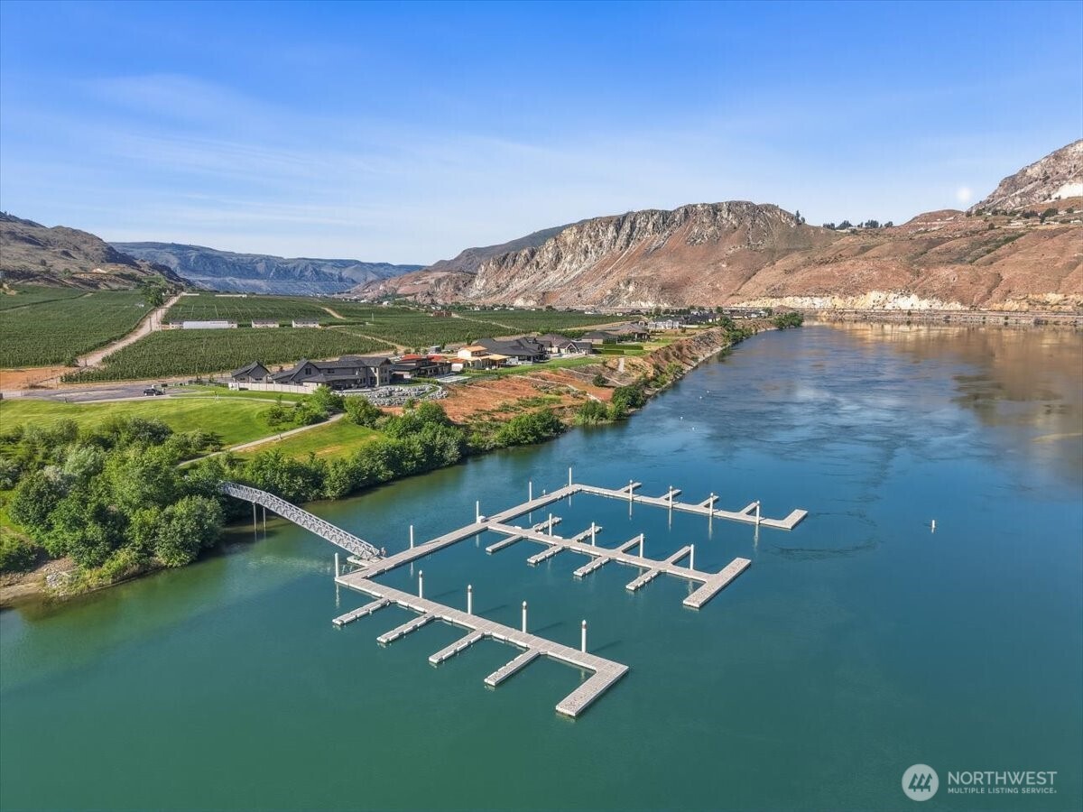 33 S Shore Drive Orondo WA 98843