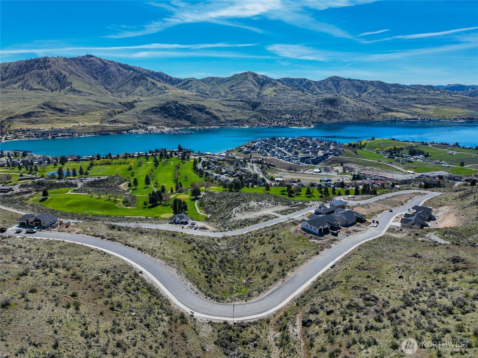 905 Long Drive Chelan WA 98816