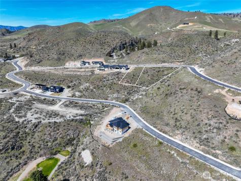 905 Long Drive Chelan WA 98816