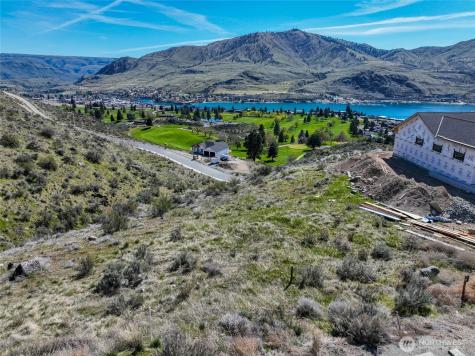 905 Long Drive Chelan WA 98816