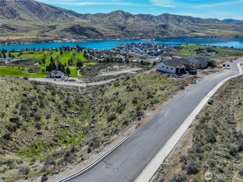 905 Long Drive Chelan WA 98816