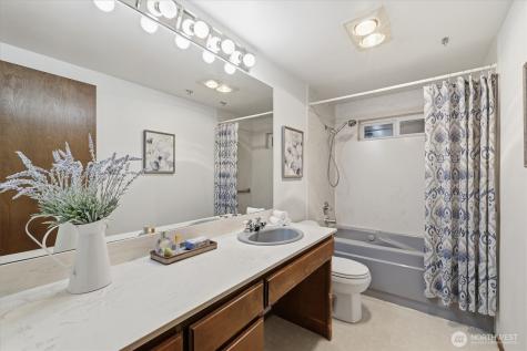 7032 132nd Avenue NE Kirkland WA 98033