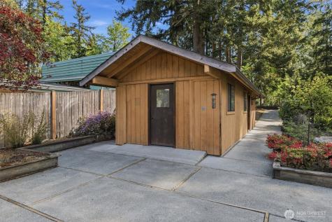7032 132nd Avenue NE Kirkland WA 98033
