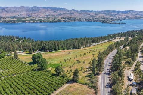 7 Navarre Coulee Road Chelan WA 98816