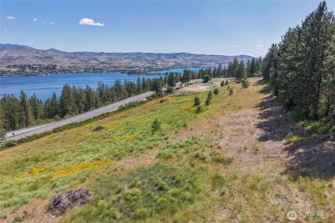 7 Navarre Coulee Road Chelan WA 98816