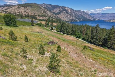 7 Navarre Coulee Road Chelan WA 98816