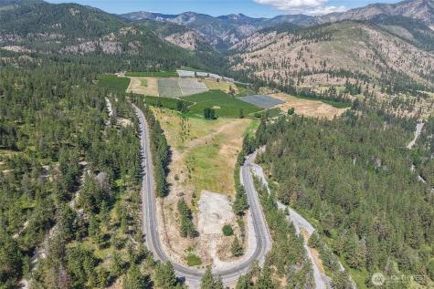 7 Navarre Coulee Road Chelan WA 98816