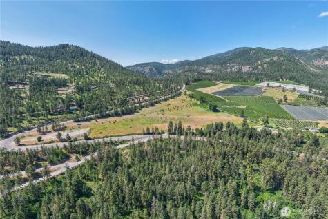 7 Navarre Coulee Road Chelan WA 98816