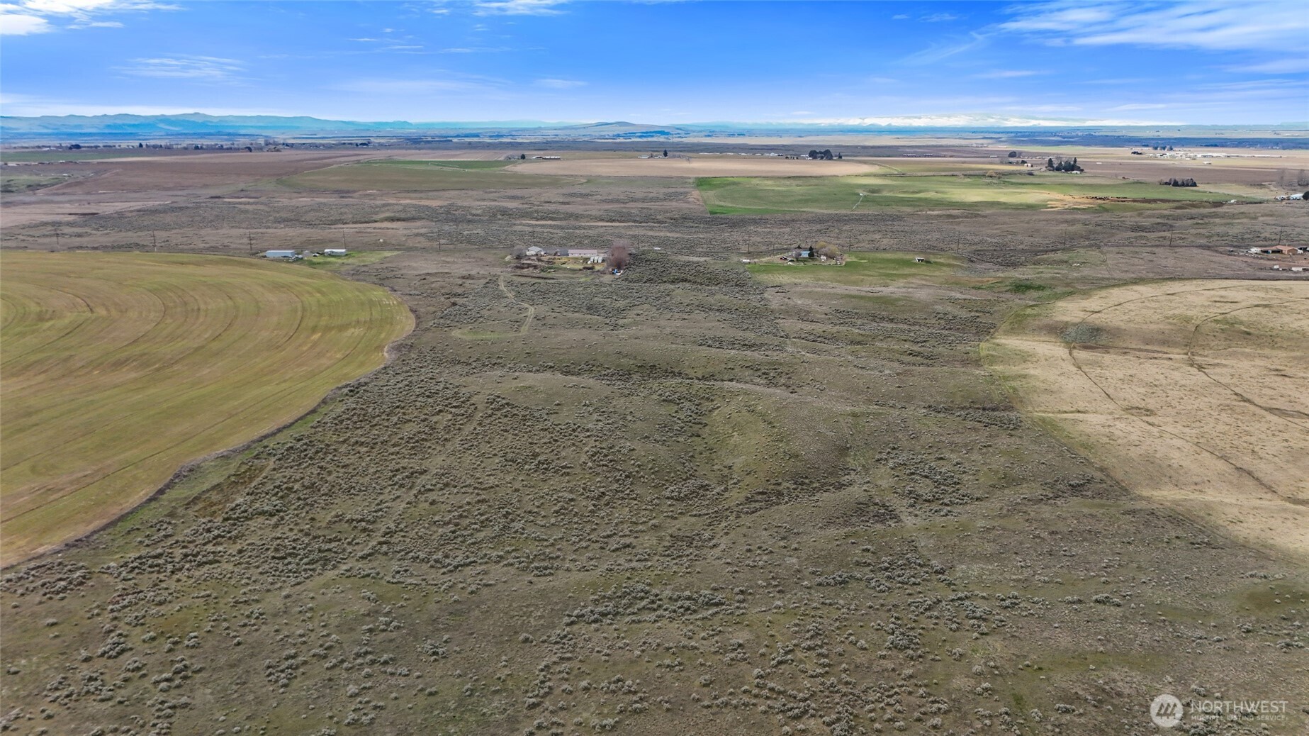 9051 SE Rd S Warden WA 98857