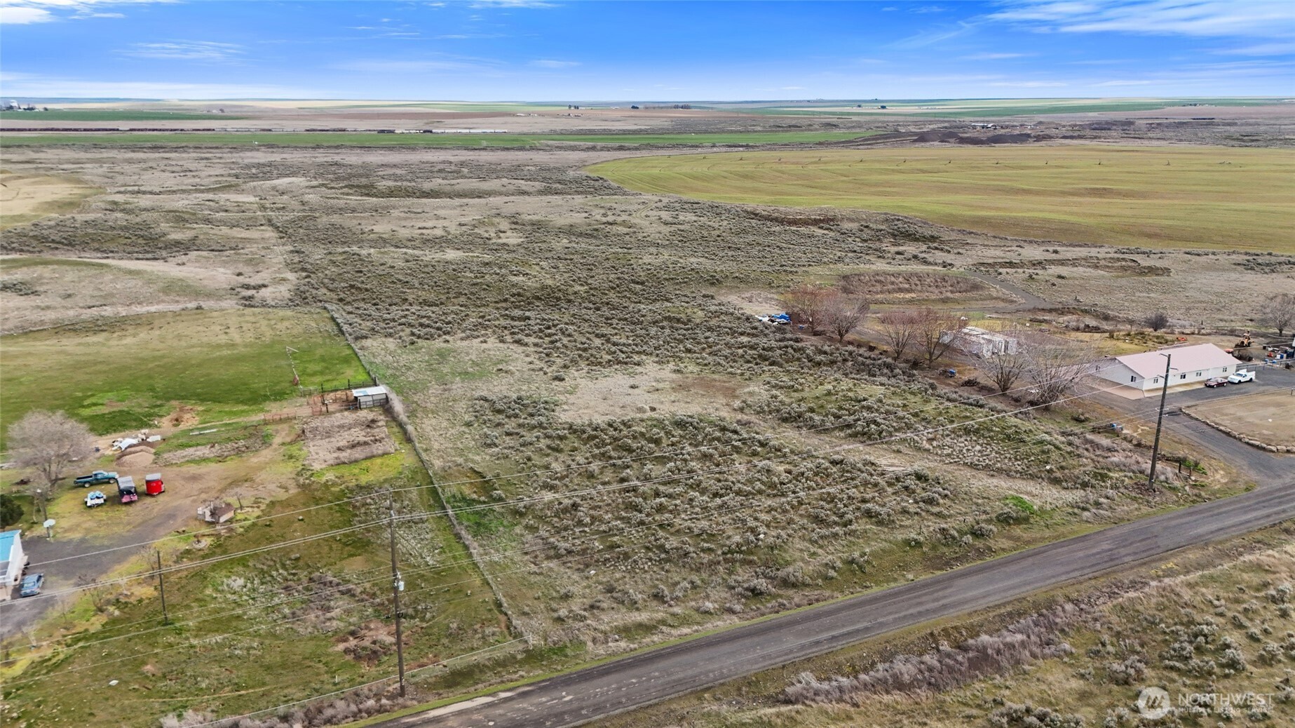 9051 SE Rd S Warden WA 98857