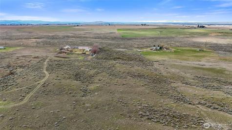9051 SE Rd S Warden WA 98857