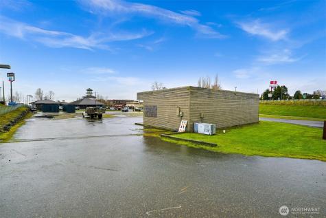 265 F Street Blaine WA 98230