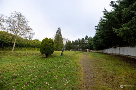 11907 Admiralty Way Everett WA 98204