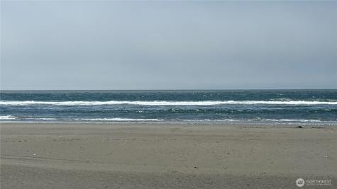 615 Dune Crest Loop Westport WA 98595
