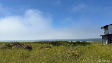 615 Dune Crest Loop Westport WA 98595