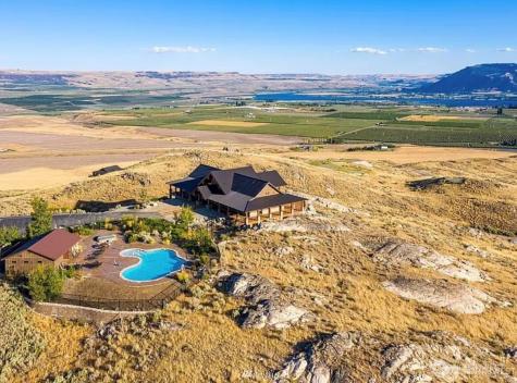 13 Little Spur Lane Brewster WA 98812